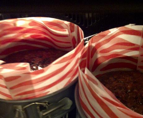 Cakes in oven