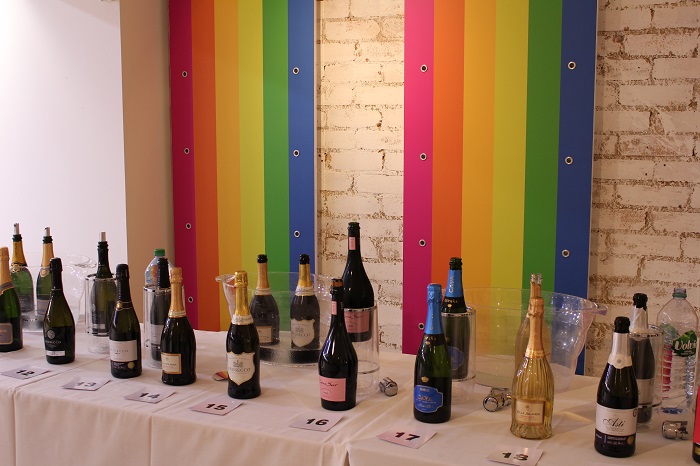 Asda's fabulous festive fizz
