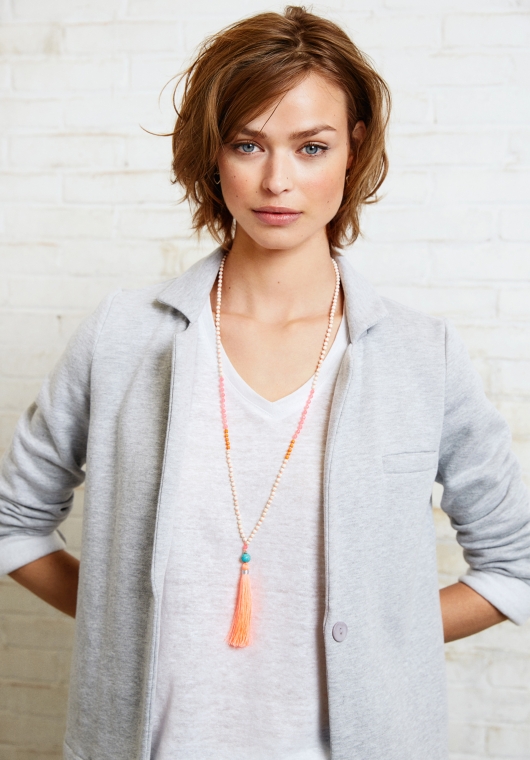 hush tassel necklace in coral