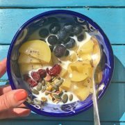Kiwifruit and coconut breakfast bowls