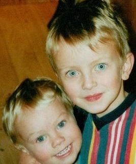 Sam and Chas 700
