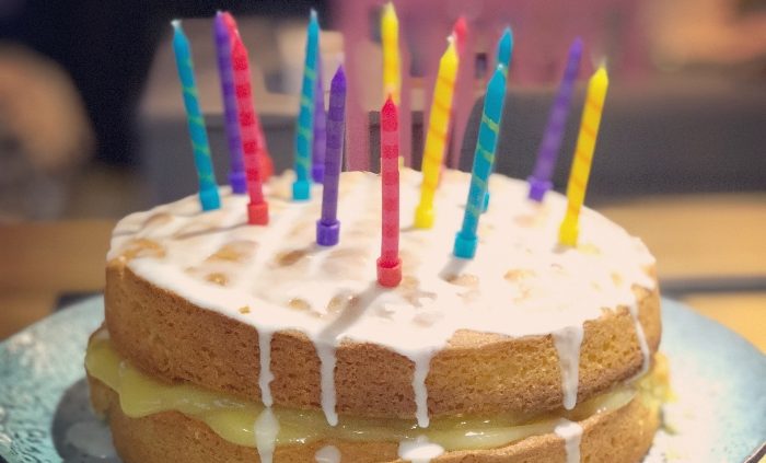 Lemon curd drizzle cake